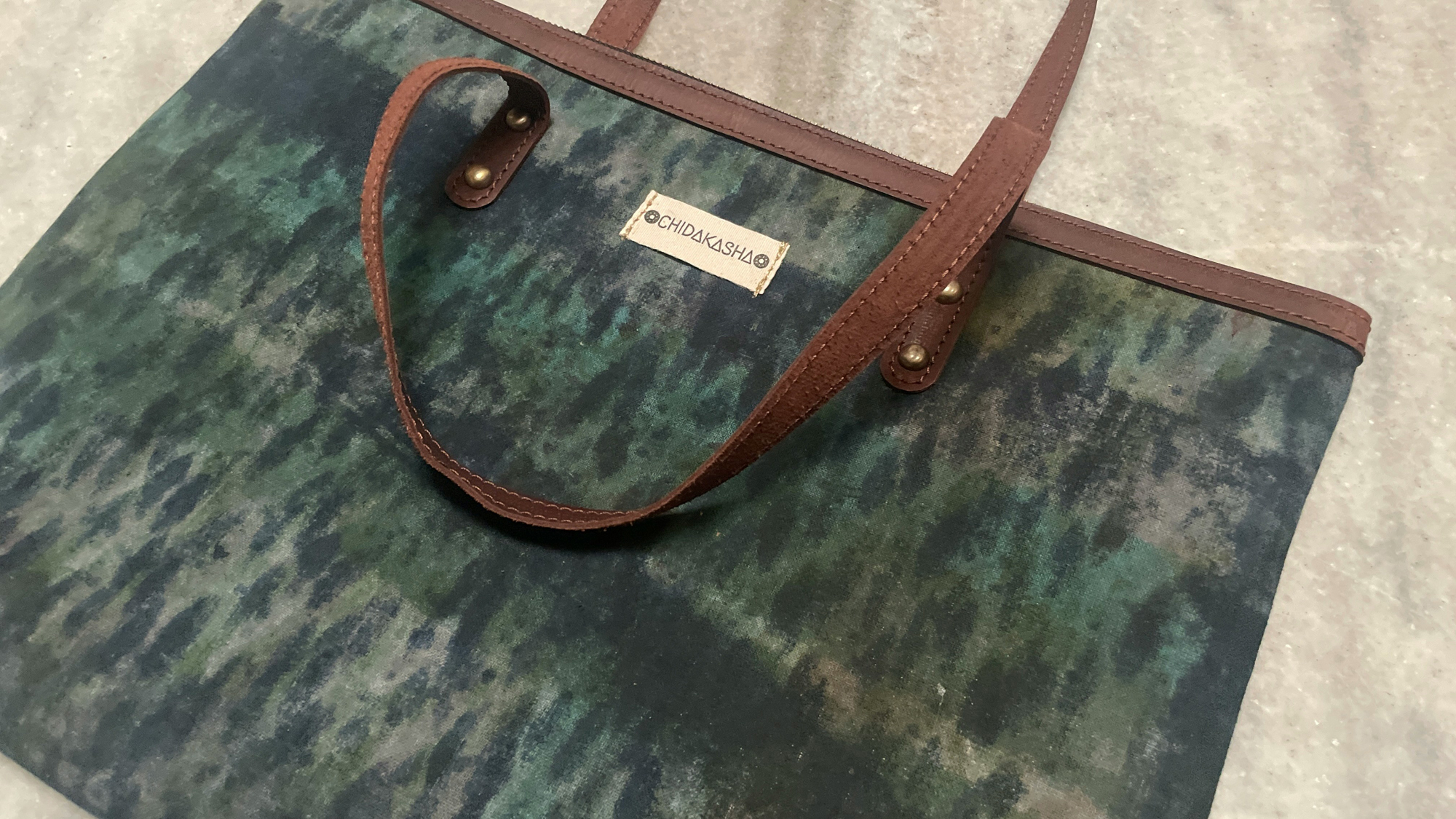 Detailaufnahme der Oberfläche von Wildleder